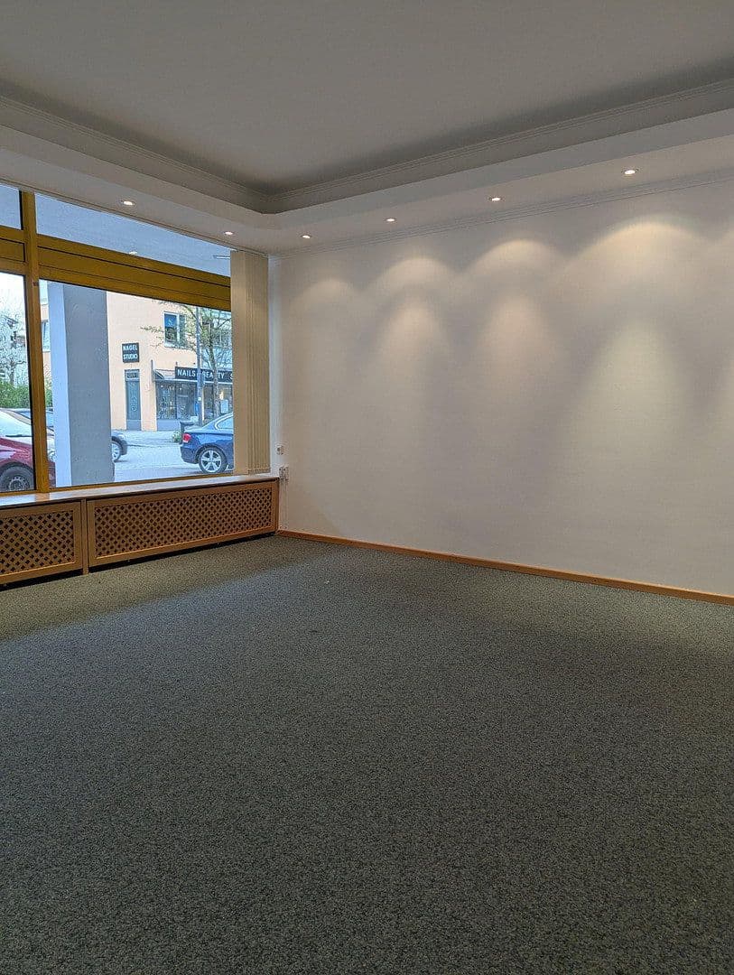 Predaj nebytového priestoru 55 m², Germering-Unterpfaffenhofen, Bavorsko Predaj nebytového priestoru 55 m², Germering-Unterpfaffenhofen, Bavorsko