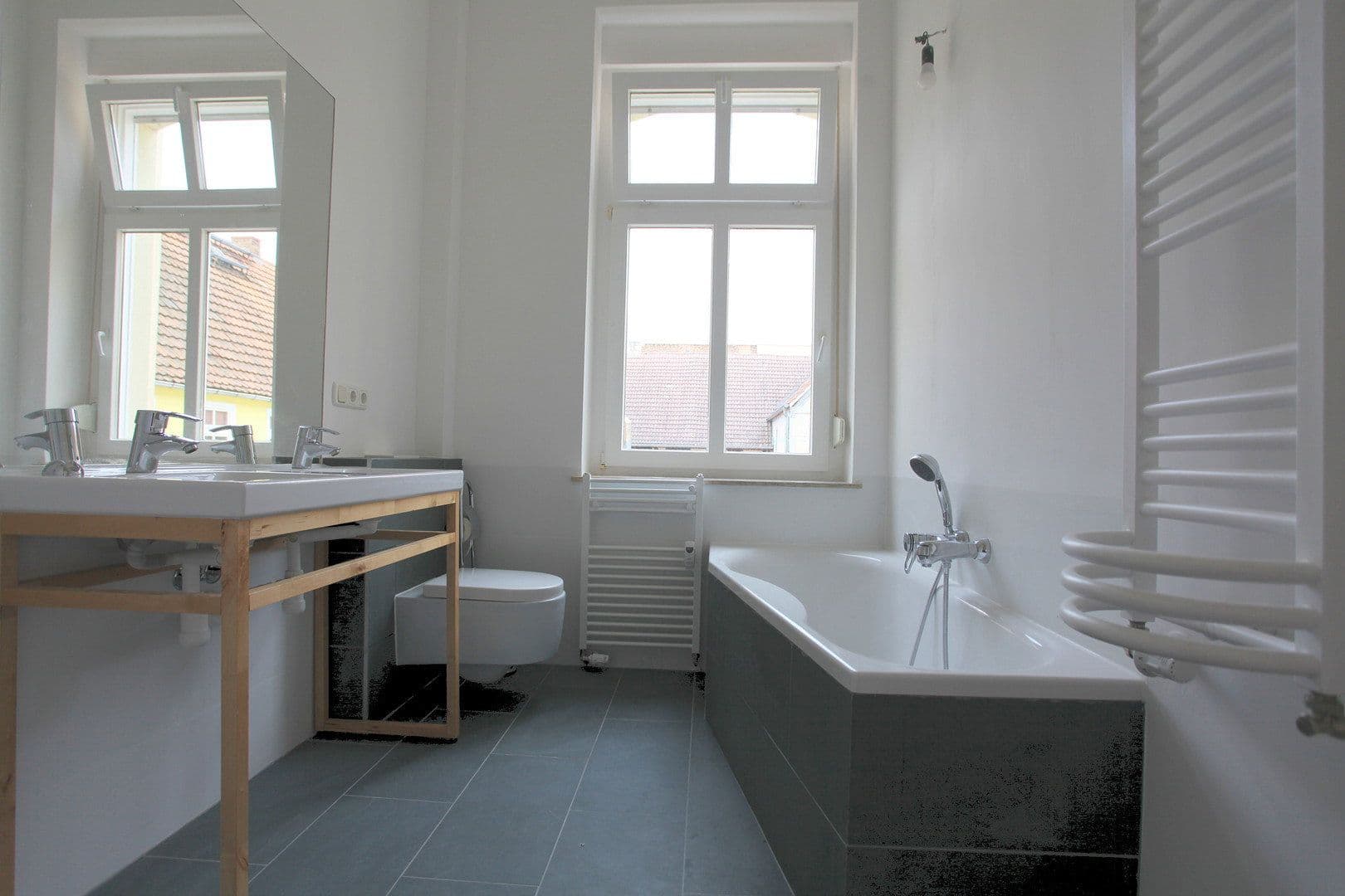 Prenájom bytu 2-izbový 88 m², Pferdestr. 31, Jüterbog, Brandenbursko Prenájom bytu 2-izbový 88 m², Pferdestr. 31, Jüterbog, Brandenbursko