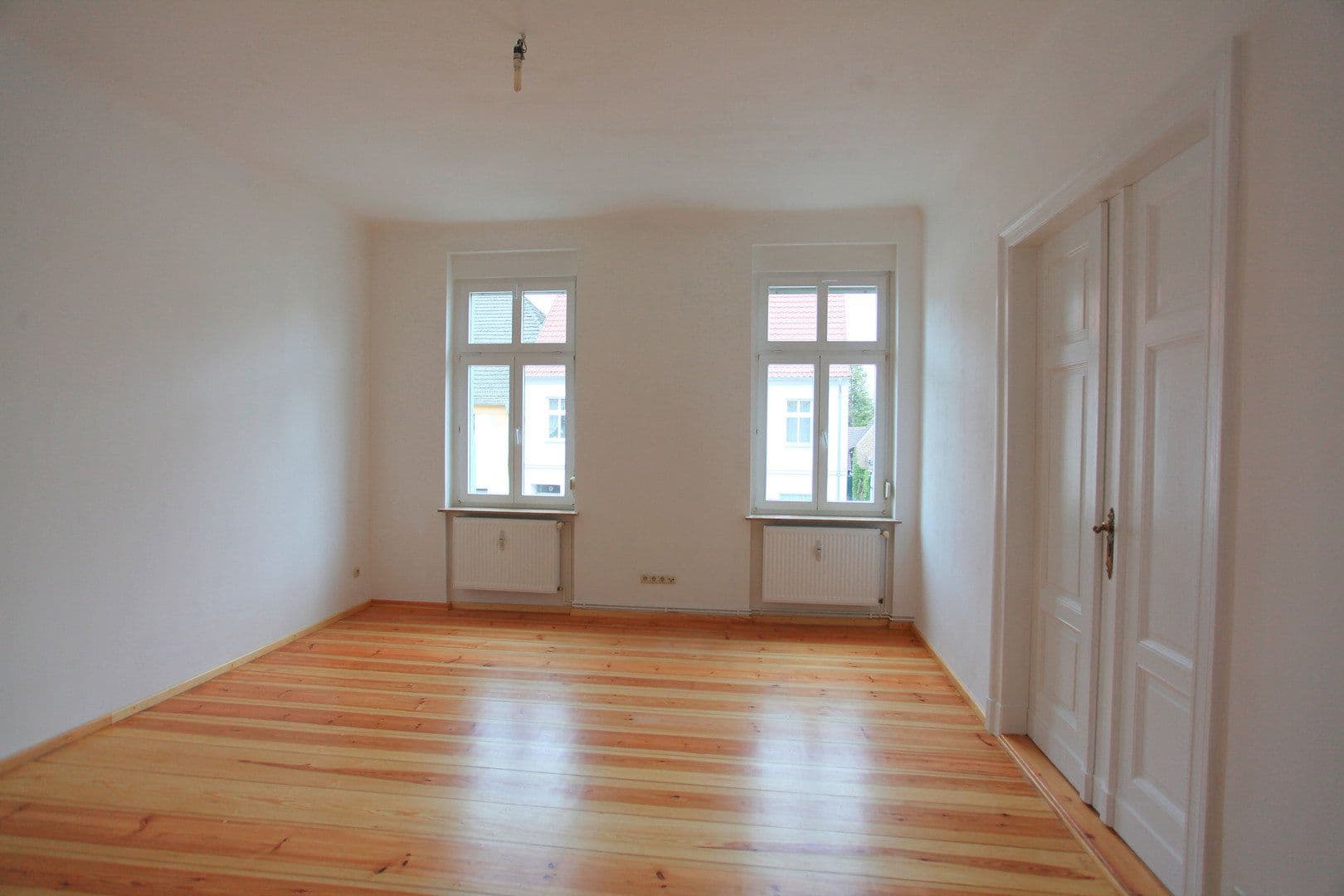 Prenájom bytu 2-izbový 88 m², Pferdestr. 31, Jüterbog, Brandenbursko Prenájom bytu 2-izbový 88 m², Pferdestr. 31, Jüterbog, Brandenbursko