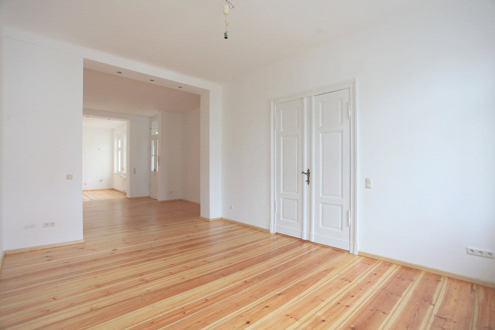 Prenájom bytu 2-izbový 88 m², Pferdestr. 31, Jüterbog, Brandenbursko Prenájom bytu 2-izbový 88 m², Pferdestr. 31, Jüterbog, Brandenbursko