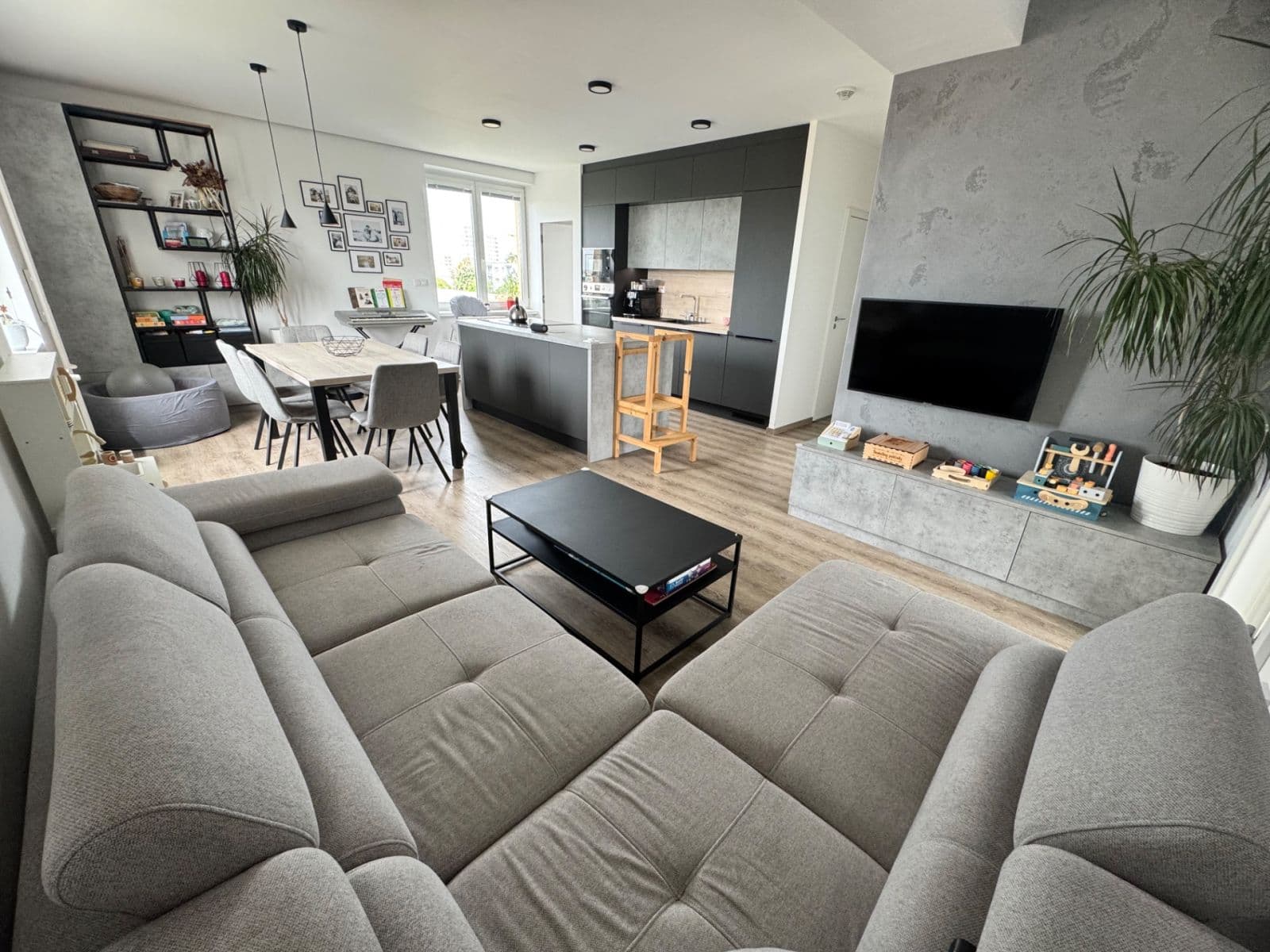 Prenájom bytu 3-izbový 62 m², Družstevnická, Havířov, Moravskoslezský kraj Prenájom bytu 3-izbový 62 m², Družstevnická, Havířov, Moravskoslezský kraj