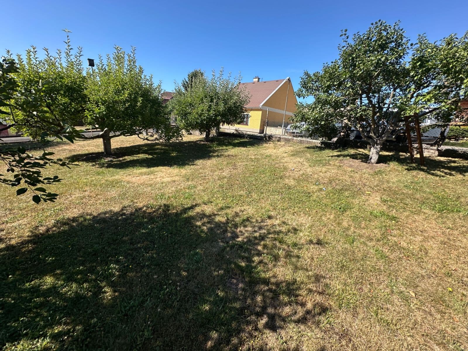 Predaj pozemku 404 m², Dvůr Králové nad Labem, Královéhradecký kraj Predaj pozemku 404 m², Dvůr Králové nad Labem, Královéhradecký kraj