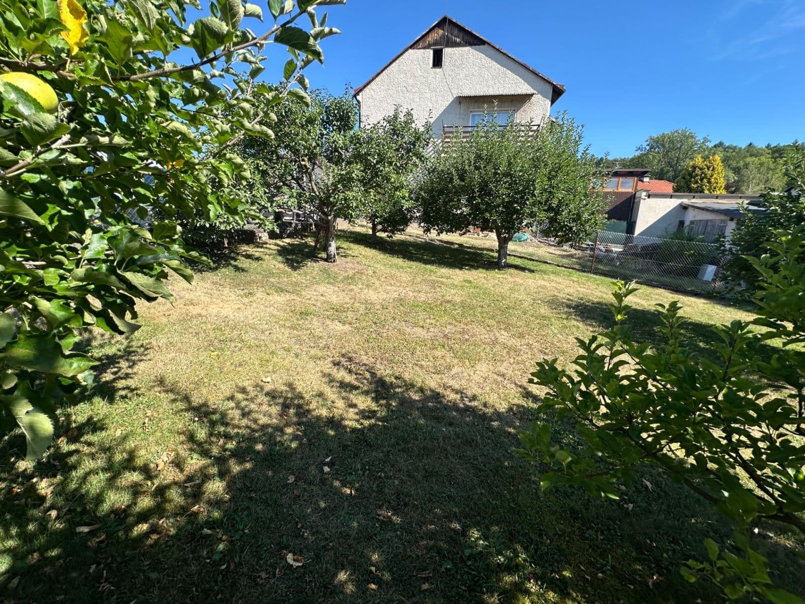 Predaj pozemku 404 m², Dvůr Králové nad Labem, Královéhradecký kraj Predaj pozemku 404 m², Dvůr Králové nad Labem, Královéhradecký kraj