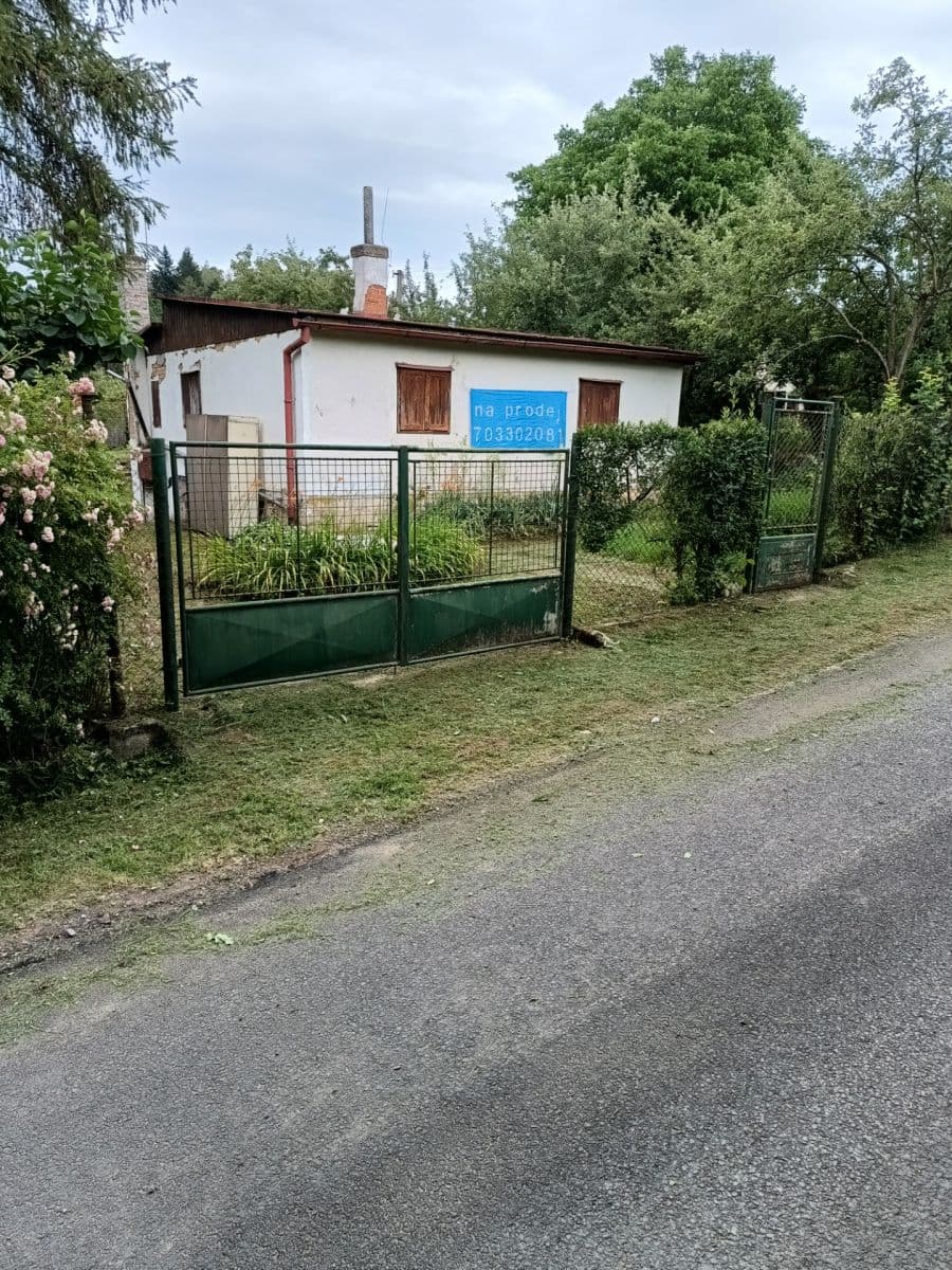 Predaj rekreačného objektu 62 m², pozemok 504 m², Lesní, Zadní Třebaň, Středočeský kraj Predaj rekreačného objektu 62 m², pozemok 504 m², Lesní, Zadní Třebaň, Středočeský kraj