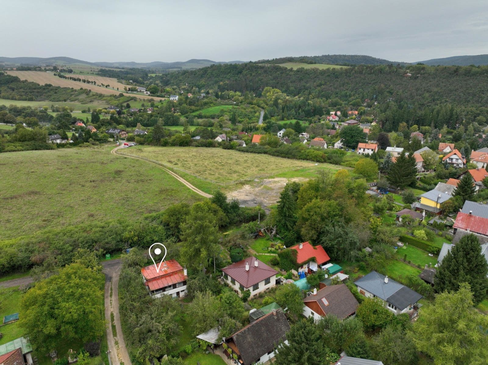 Predaj rekreačného objektu 62 m², pozemok 504 m², Lesní, Zadní Třebaň, Středočeský kraj Predaj rekreačného objektu 62 m², pozemok 504 m², Lesní, Zadní Třebaň, Středočeský kraj