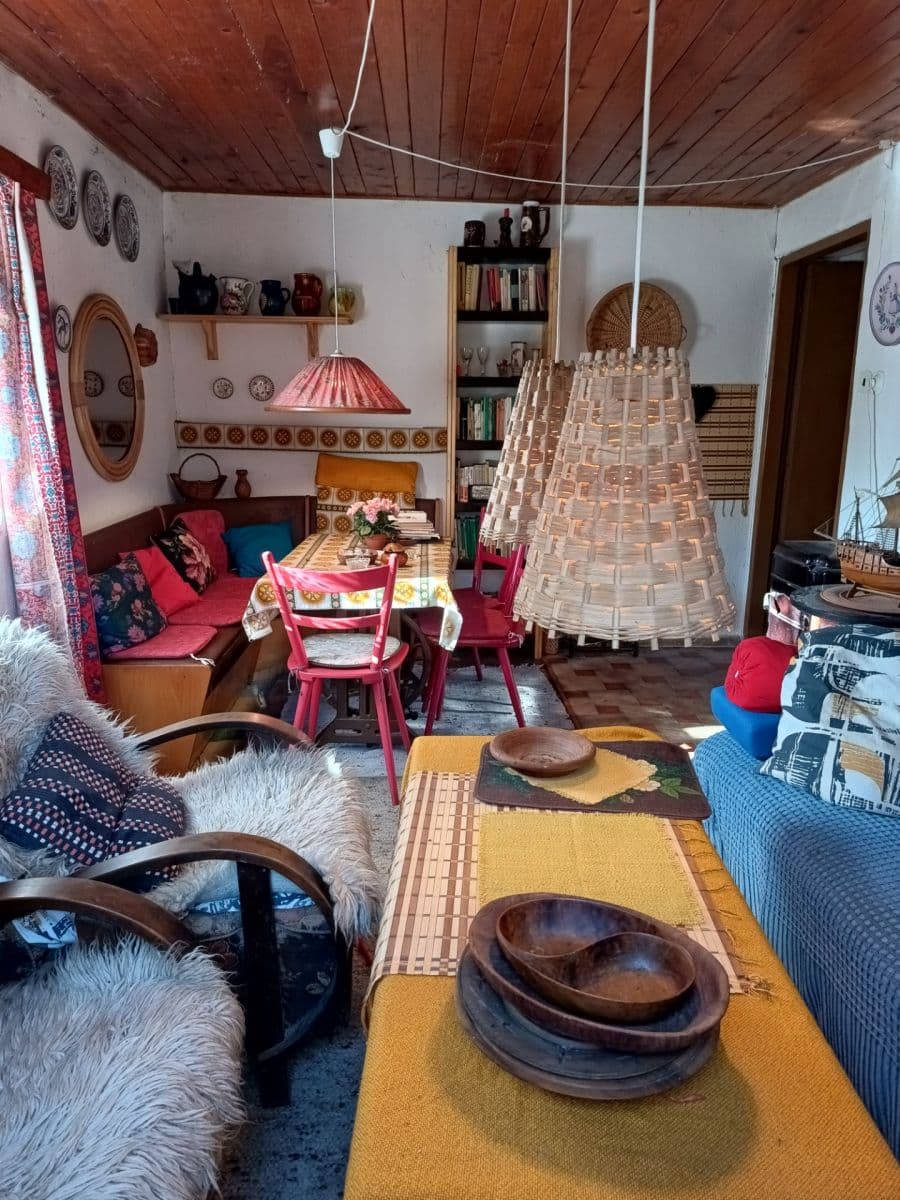 Predaj rekreačného objektu 62 m², pozemok 504 m², Lesní, Zadní Třebaň, Středočeský kraj Predaj rekreačného objektu 62 m², pozemok 504 m², Lesní, Zadní Třebaň, Středočeský kraj