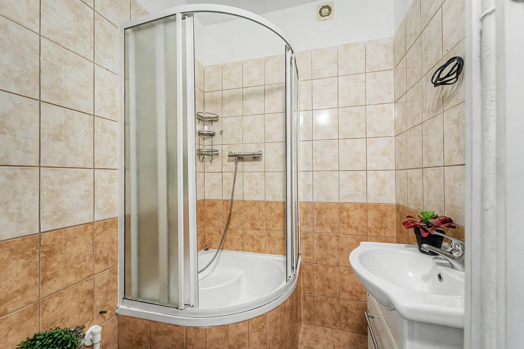 Prenájom bytu 2-izbový 57 m², Michelangelova, Praha, Praha Prenájom bytu 2-izbový 57 m², Michelangelova, Praha, Praha