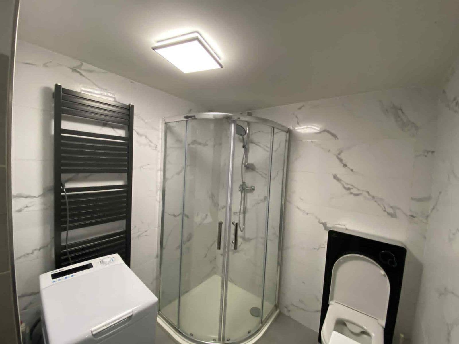 Prenájom bytu 2-izbový 47 m², Plzeňská, Praha, Praha Prenájom bytu 2-izbový 47 m², Plzeňská, Praha, Praha