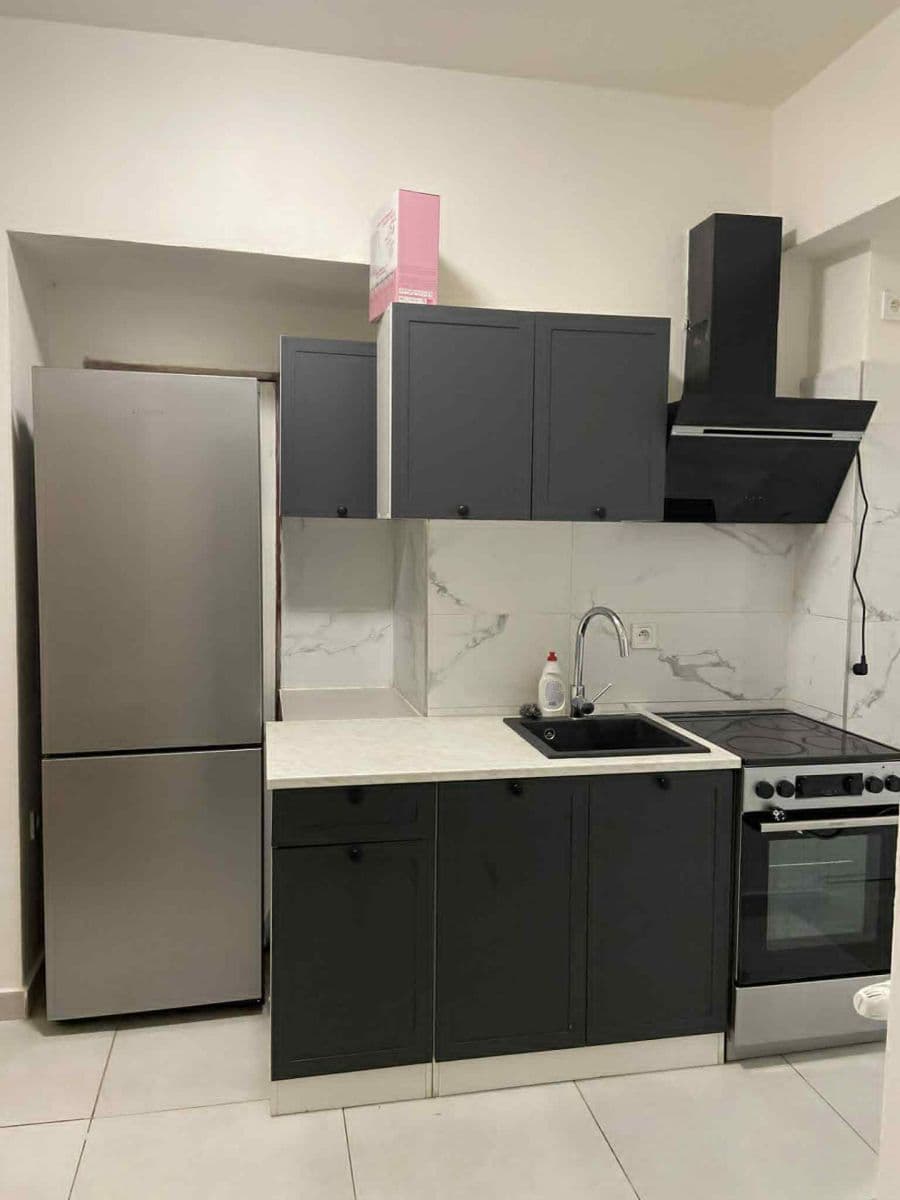 Prenájom bytu 2-izbový 47 m², Plzeňská, Praha, Praha Prenájom bytu 2-izbový 47 m², Plzeňská, Praha, Praha