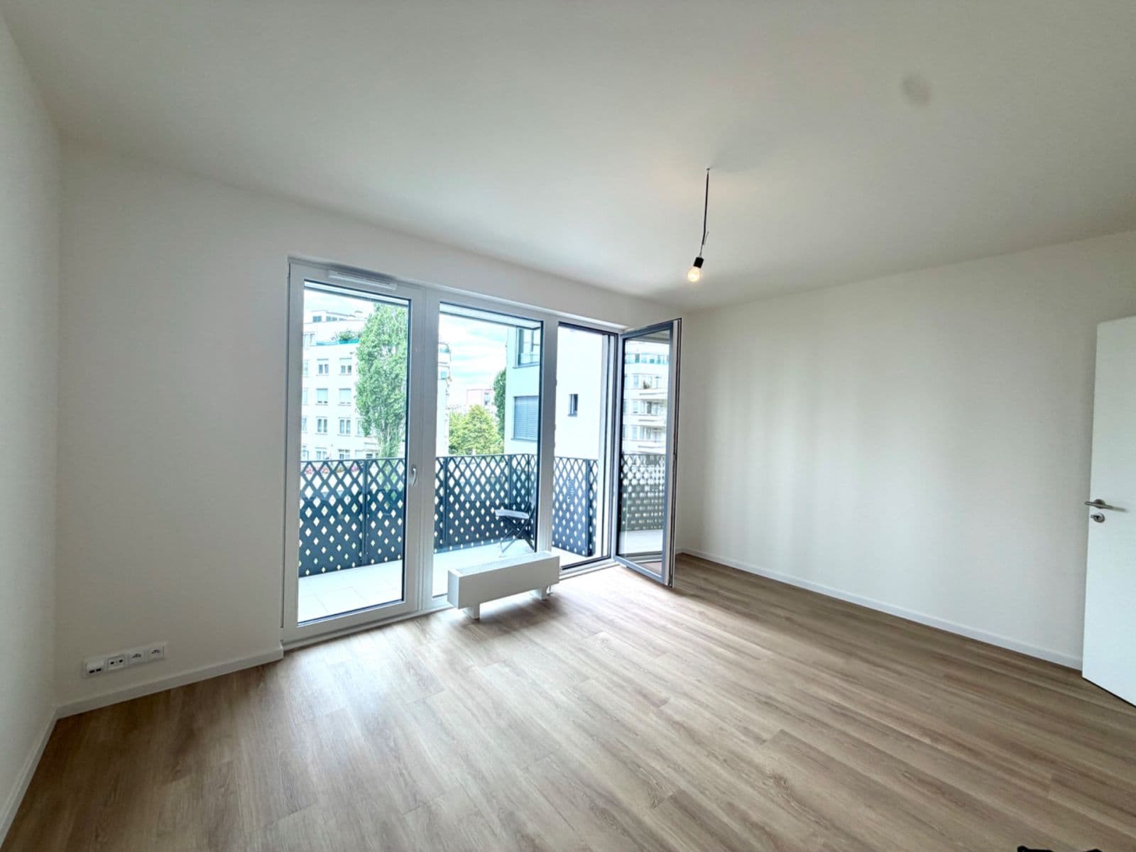 Prenájom bytu 2-izbový 55 m², Divíškové, Praha, Praha Prenájom bytu 2-izbový 55 m², Divíškové, Praha, Praha