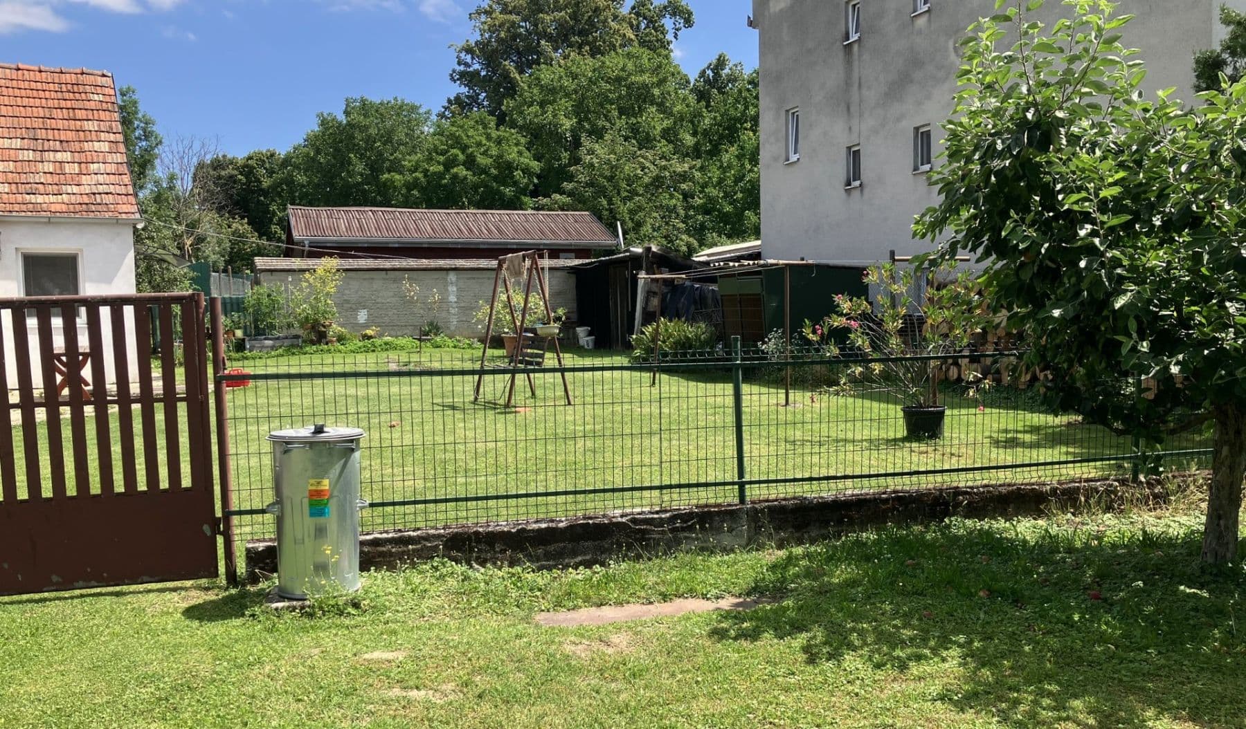 Predaj domu 198 m², pozemok 2.500 m², Nitrianska Blatnica, Nitriansky kraj Predaj domu 198 m², pozemok 2.500 m², Nitrianska Blatnica, Nitriansky kraj