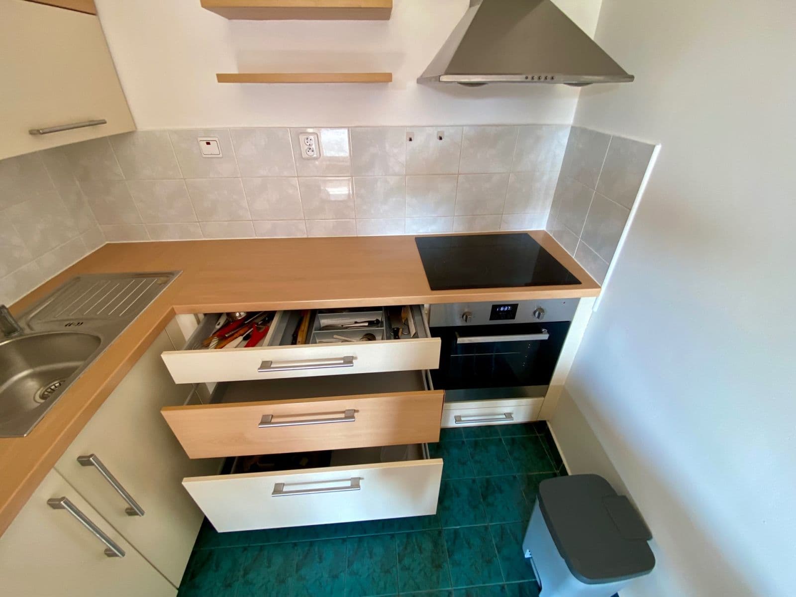 Prenájom bytu 1-izbový 35 m², U Kříže, Praha, Praha Prenájom bytu 1-izbový 35 m², U Kříže, Praha, Praha