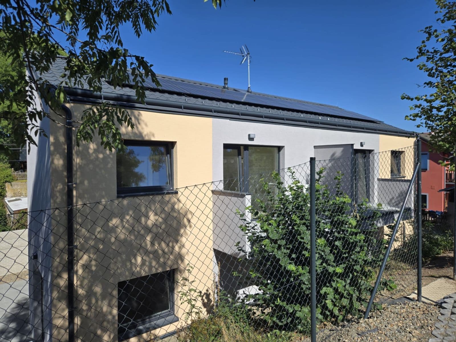 Prenájom bytu 3-izbový 60 m², Šternberská, Divišov, Středočeský kraj Prenájom bytu 3-izbový 60 m², Šternberská, Divišov, Středočeský kraj