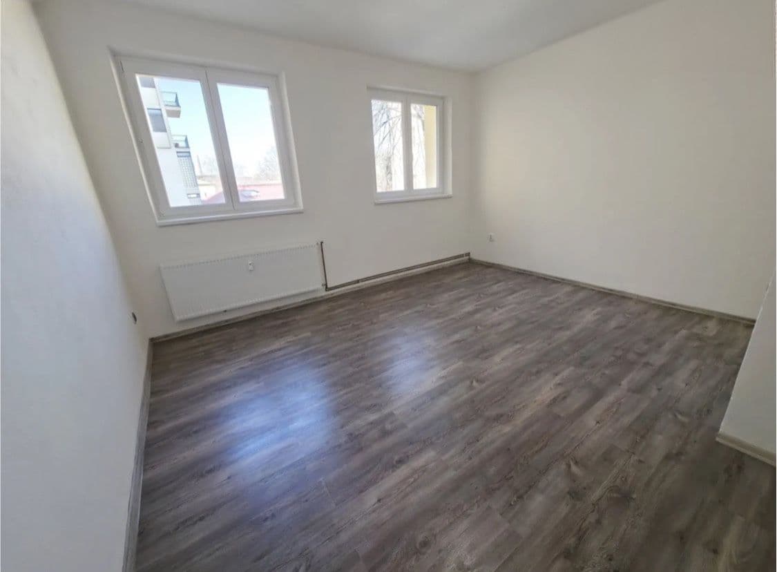 Prenájom bytu 1-izbový 30 m², Husova, Přerov, Olomoucký kraj Prenájom bytu 1-izbový 30 m², Husova, Přerov, Olomoucký kraj