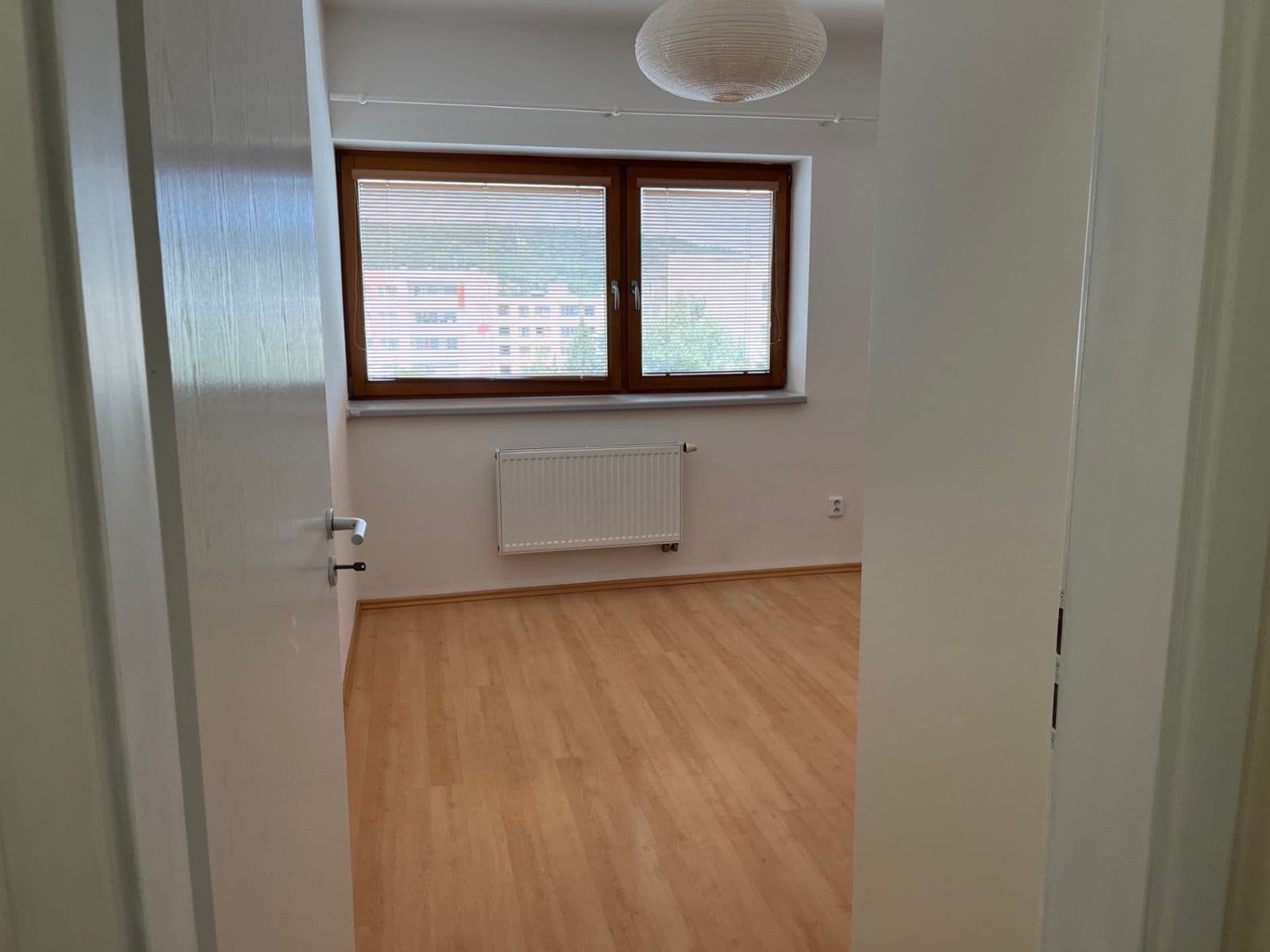 Prenájom bytu 2-izbový 46 m², Ke Škole, Mníšek pod Brdy, Středočeský kraj Prenájom bytu 2-izbový 46 m², Ke Škole, Mníšek pod Brdy, Středočeský kraj