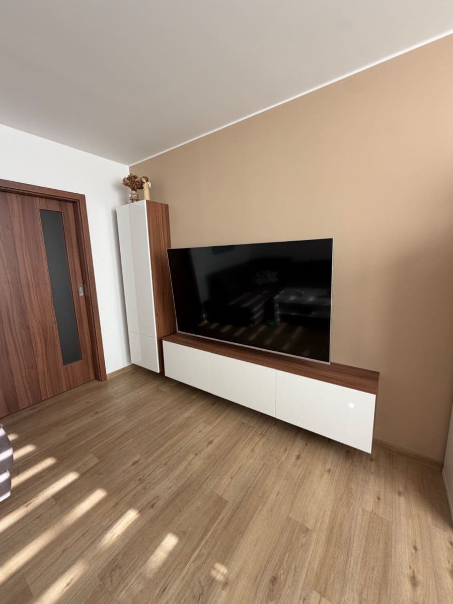 Predaj bytu 3-izbový 75 m², Svobodova, Otrokovice, Zlínský kraj Predaj bytu 3-izbový 75 m², Svobodova, Otrokovice, Zlínský kraj