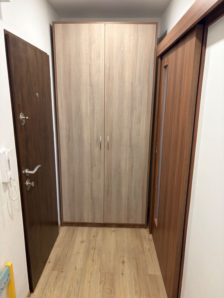 Predaj bytu 3-izbový 75 m², Svobodova, Otrokovice, Zlínský kraj Predaj bytu 3-izbový 75 m², Svobodova, Otrokovice, Zlínský kraj