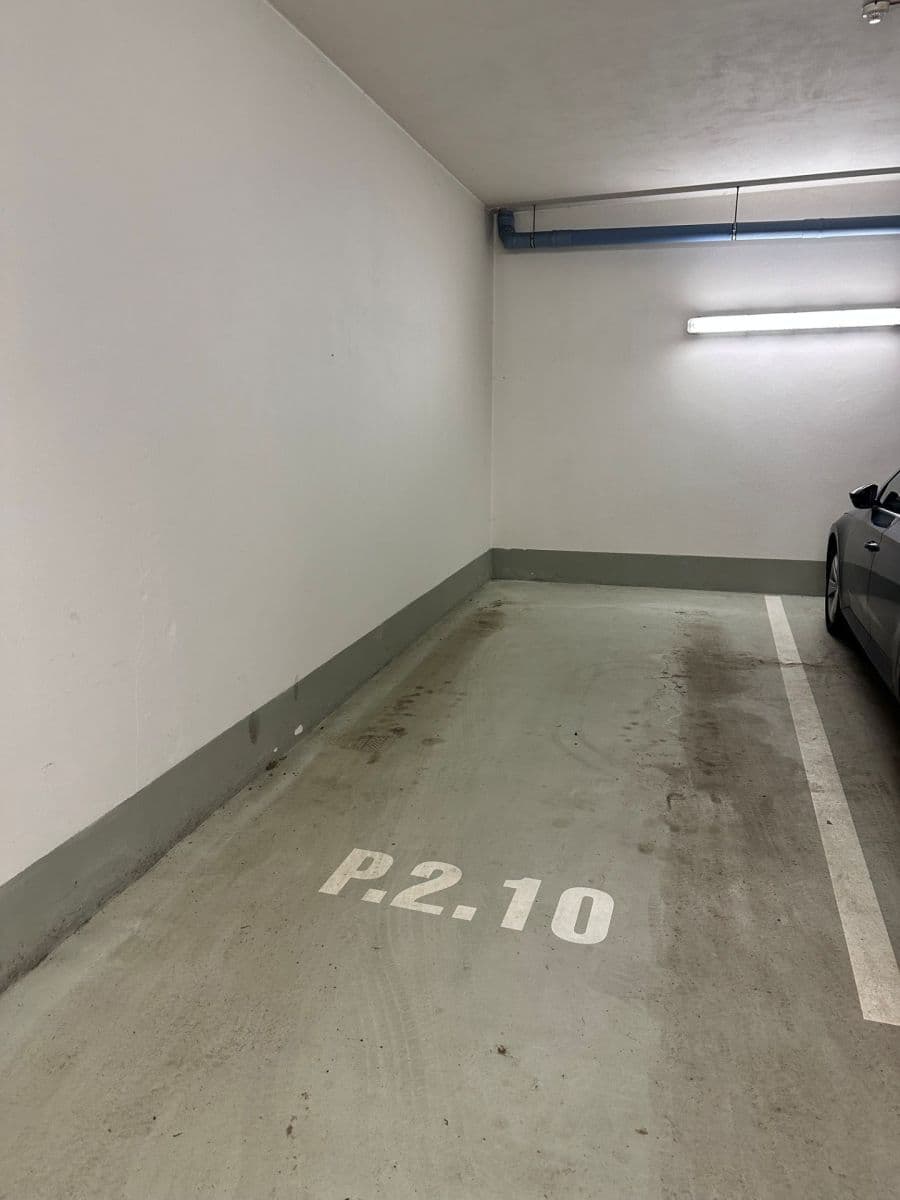Prenájom garáže 18 m², Musílkova, Praha, Praha Prenájom garáže 18 m², Musílkova, Praha, Praha