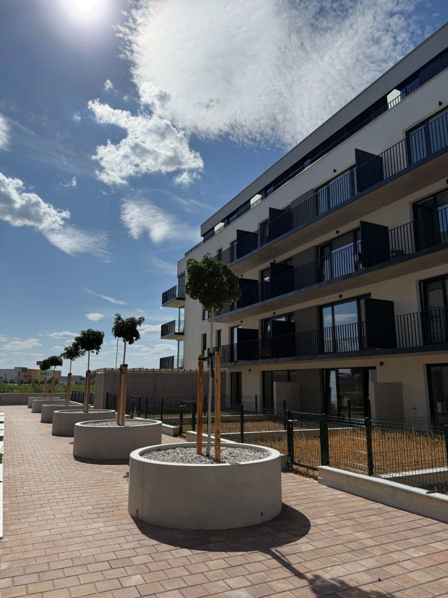 Prenájom bytu 1-izbový 37 m², Železná, Plzeň, Plzeňský kraj Prenájom bytu 1-izbový 37 m², Železná, Plzeň, Plzeňský kraj