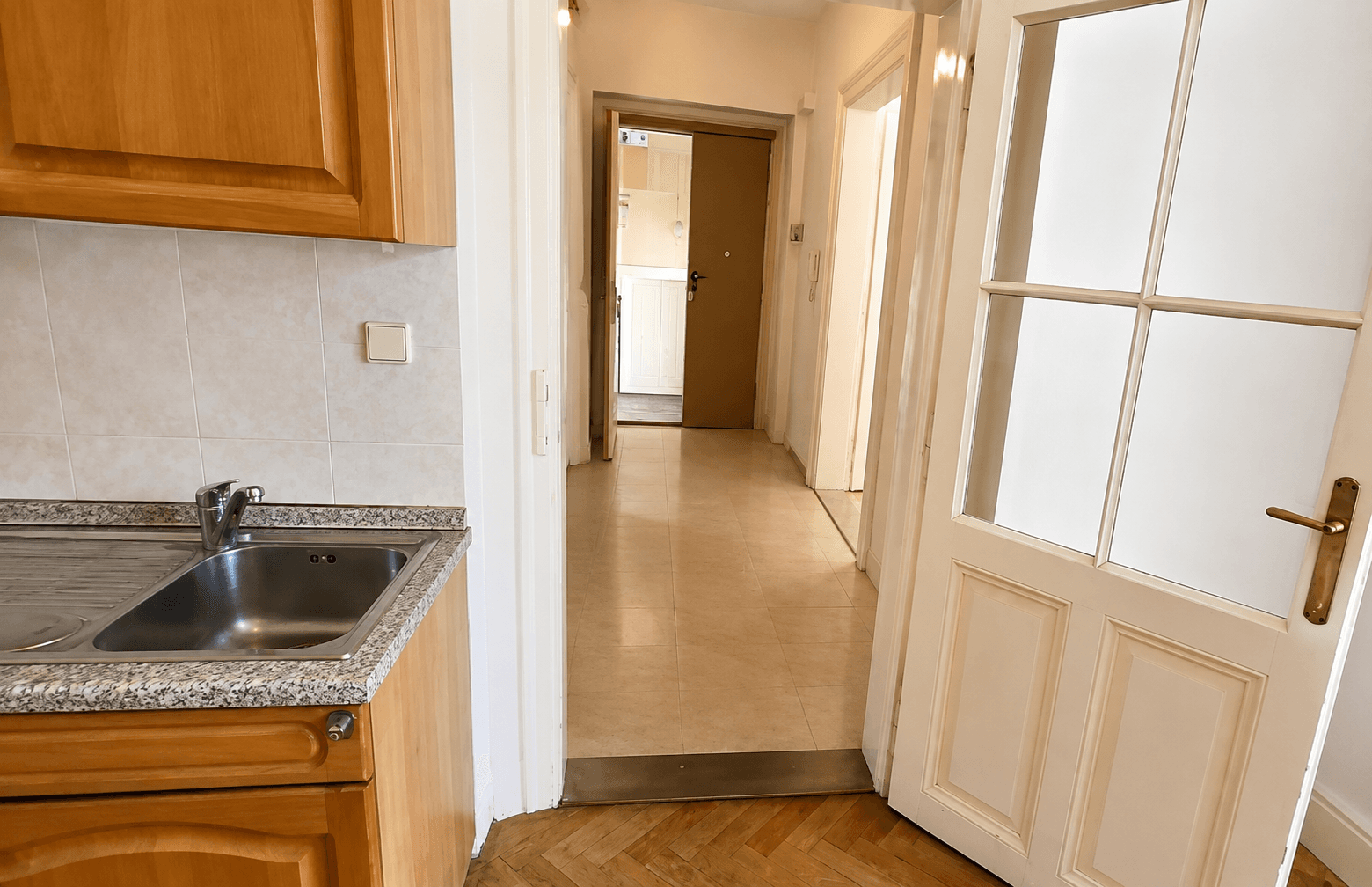 Prenájom bytu 1-izbový 45 m², Opatovická, Praha, Praha Prenájom bytu 1-izbový 45 m², Opatovická, Praha, Praha