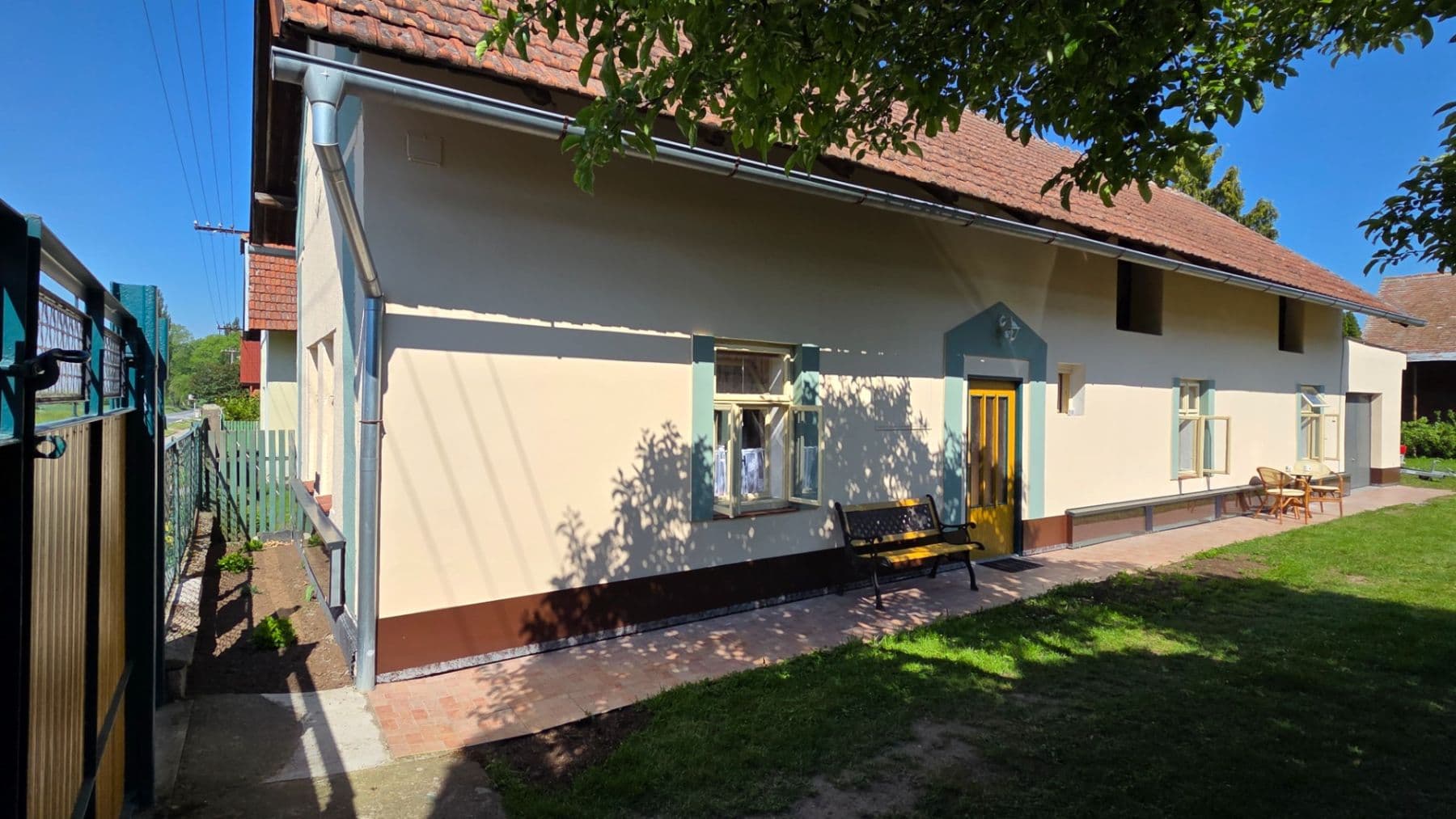 Predaj domu 80 m², pozemok 1.800 m², Podmoky, Středočeský kraj Predaj domu 80 m², pozemok 1.800 m², Podmoky, Středočeský kraj