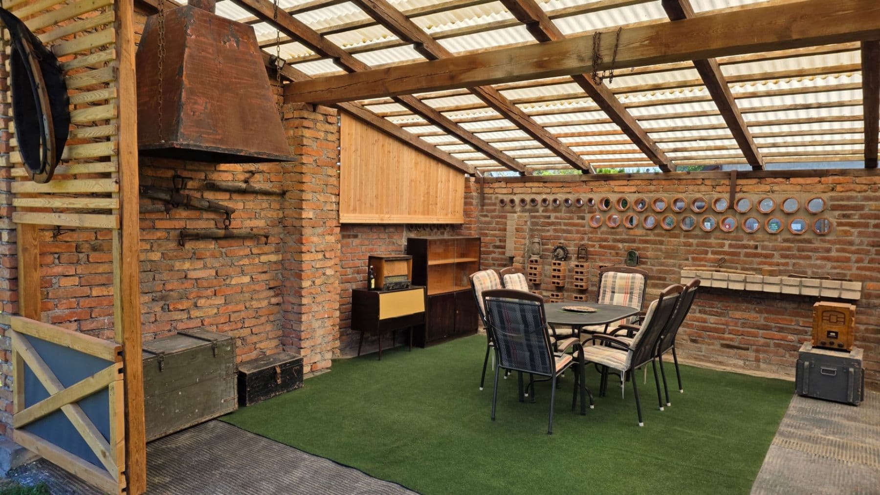 Predaj domu 80 m², pozemok 1.800 m², Podmoky, Středočeský kraj Predaj domu 80 m², pozemok 1.800 m², Podmoky, Středočeský kraj