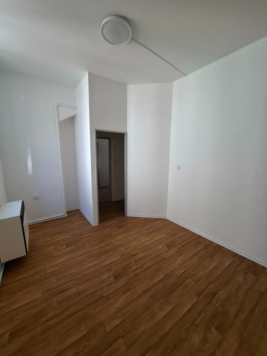Prenájom bytu 3-izbový 78 m², Sedláčkova, Plzeň, Plzeňský kraj Prenájom bytu 3-izbový 78 m², Sedláčkova, Plzeň, Plzeňský kraj