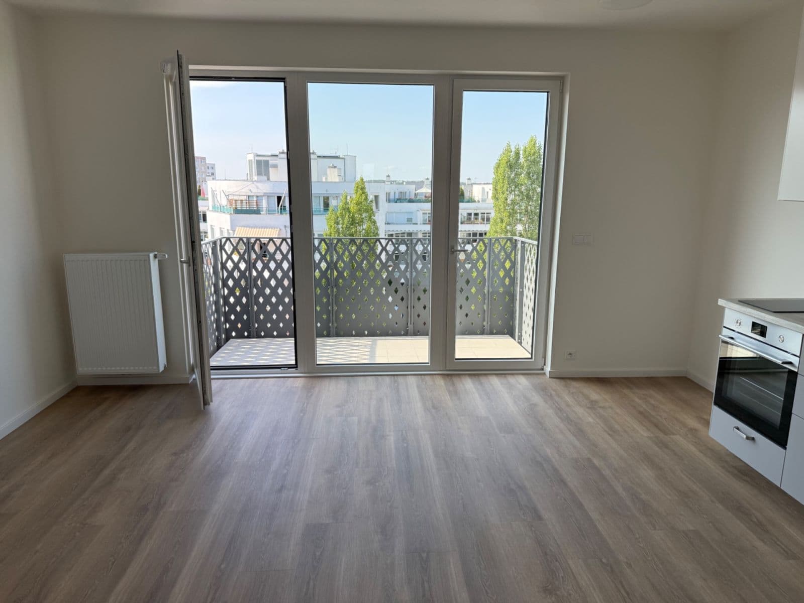 Prenájom bytu 1-izbový 32 m², Divíškové, Praha, Praha Prenájom bytu 1-izbový 32 m², Divíškové, Praha, Praha