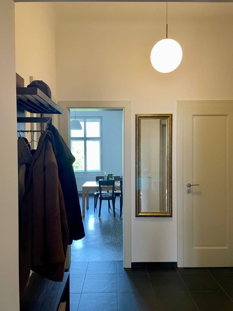 Prenájom bytu 2-izbový 77 m², Šumavská, Praha, Praha Prenájom bytu 2-izbový 77 m², Šumavská, Praha, Praha