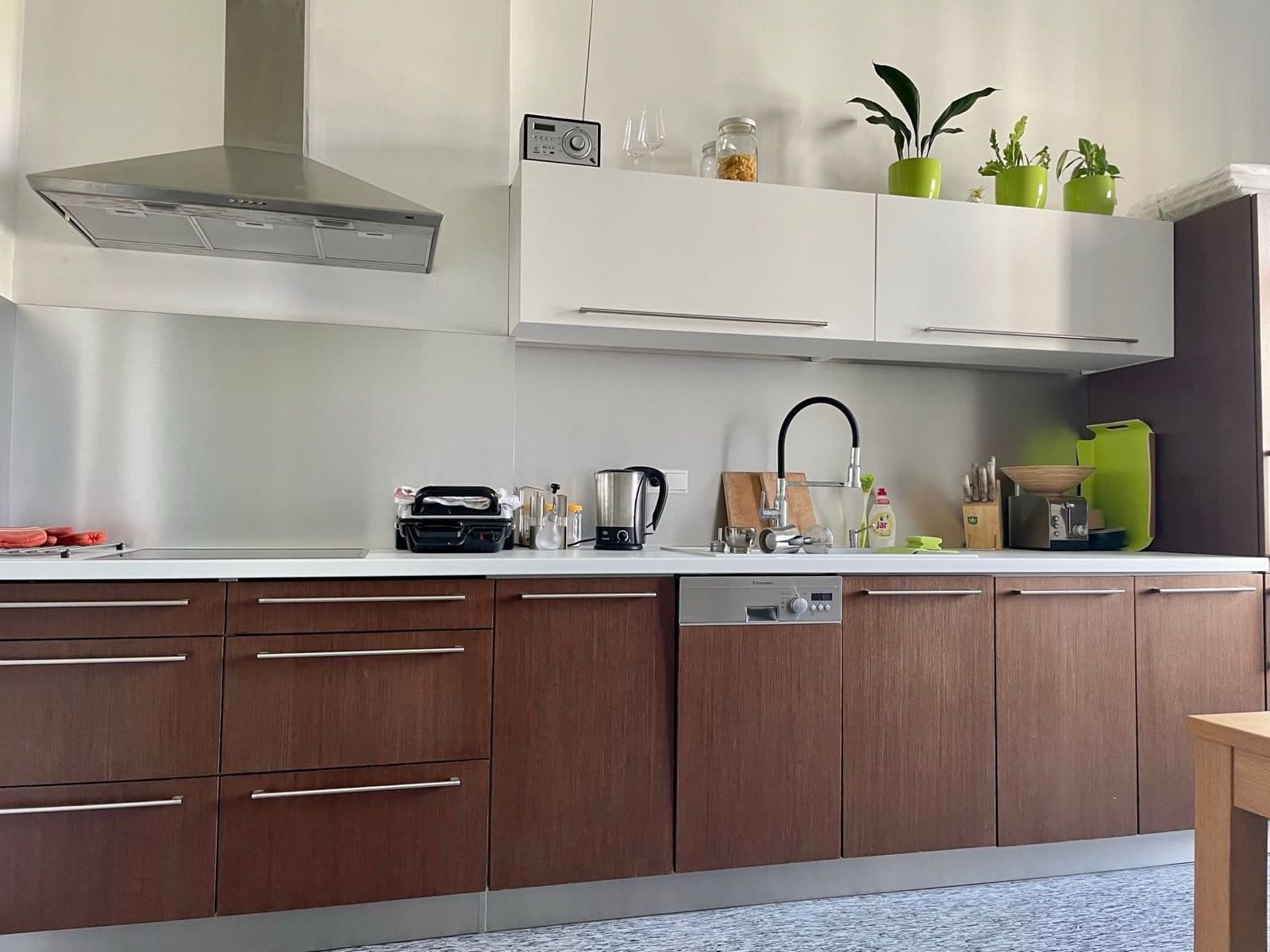Prenájom bytu 2-izbový 77 m², Šumavská, Praha, Praha Prenájom bytu 2-izbový 77 m², Šumavská, Praha, Praha