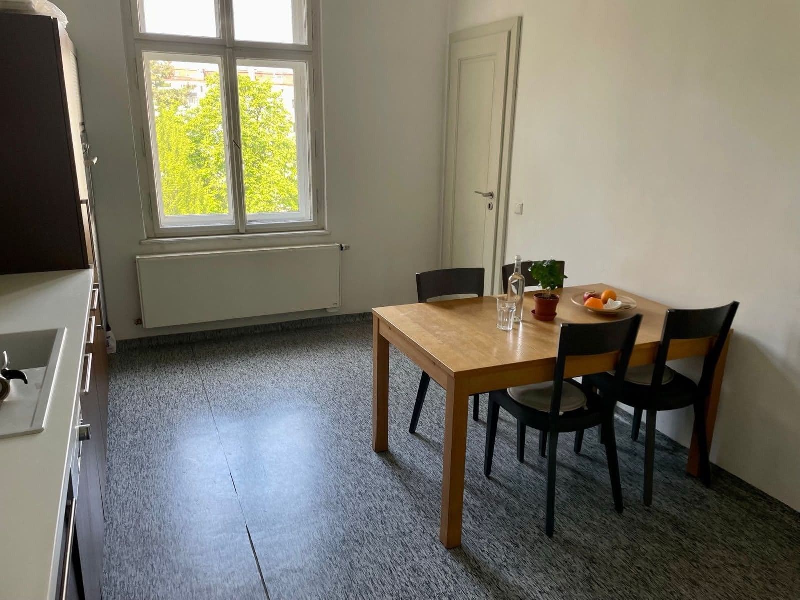 Prenájom bytu 2-izbový 77 m², Šumavská, Praha, Praha Prenájom bytu 2-izbový 77 m², Šumavská, Praha, Praha