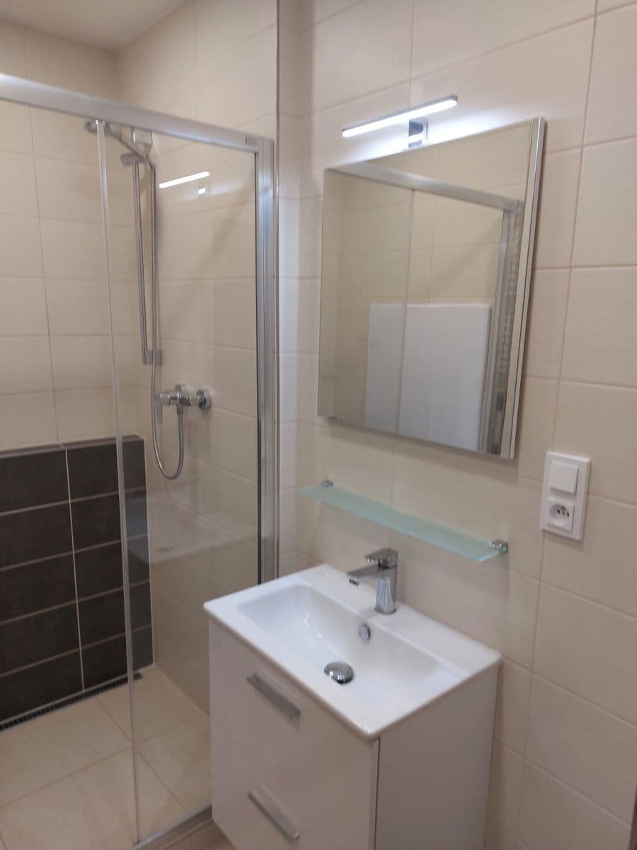 Prenájom bytu 1-izbový 35 m², Laštůvkova, Brno, Jihomoravský kraj Prenájom bytu 1-izbový 35 m², Laštůvkova, Brno, Jihomoravský kraj