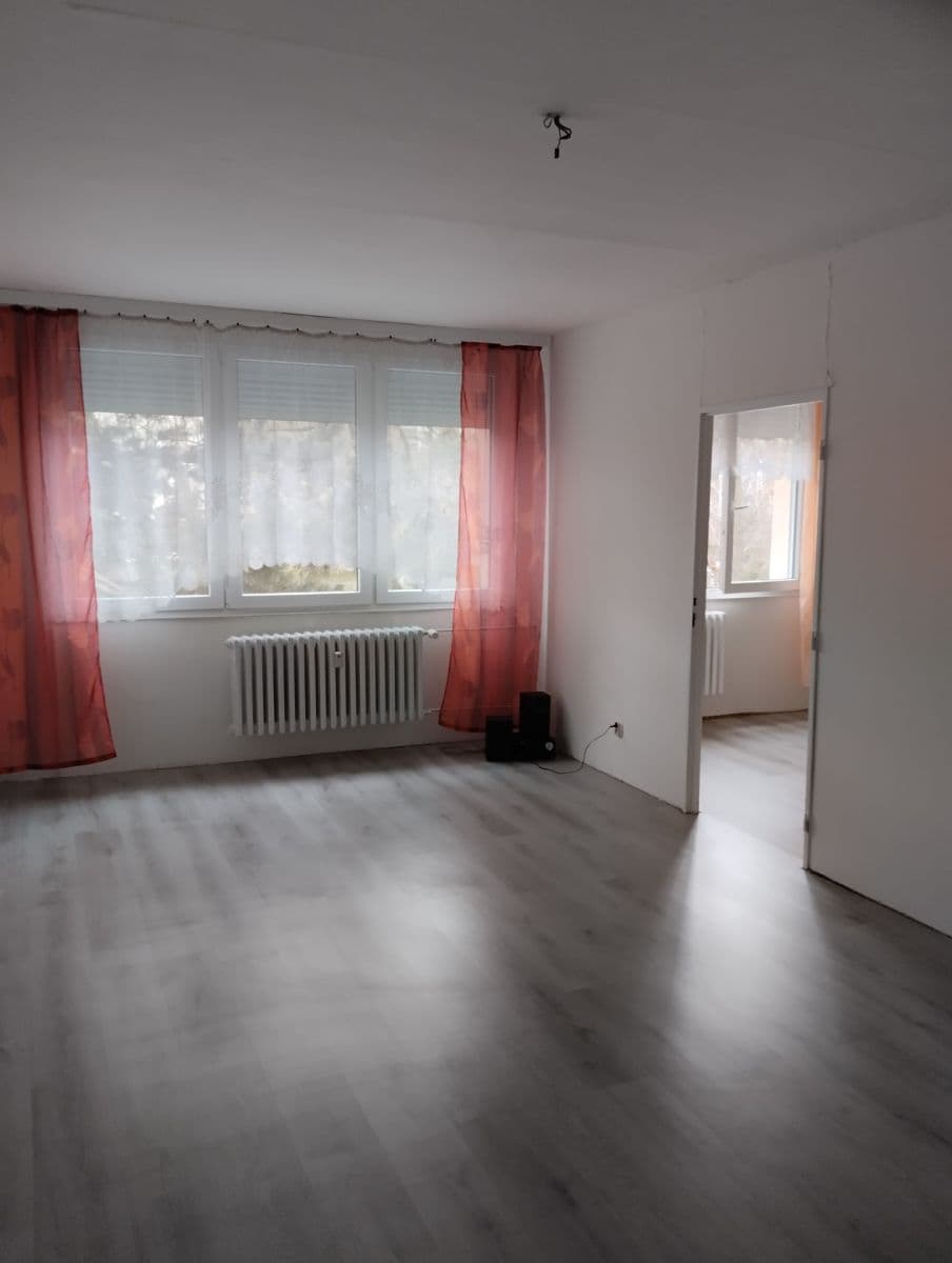 Predaj bytu 3-izbový 67 m², Dr. E. Beneše, Neratovice, Středočeský kraj Predaj bytu 3-izbový 67 m², Dr. E. Beneše, Neratovice, Středočeský kraj