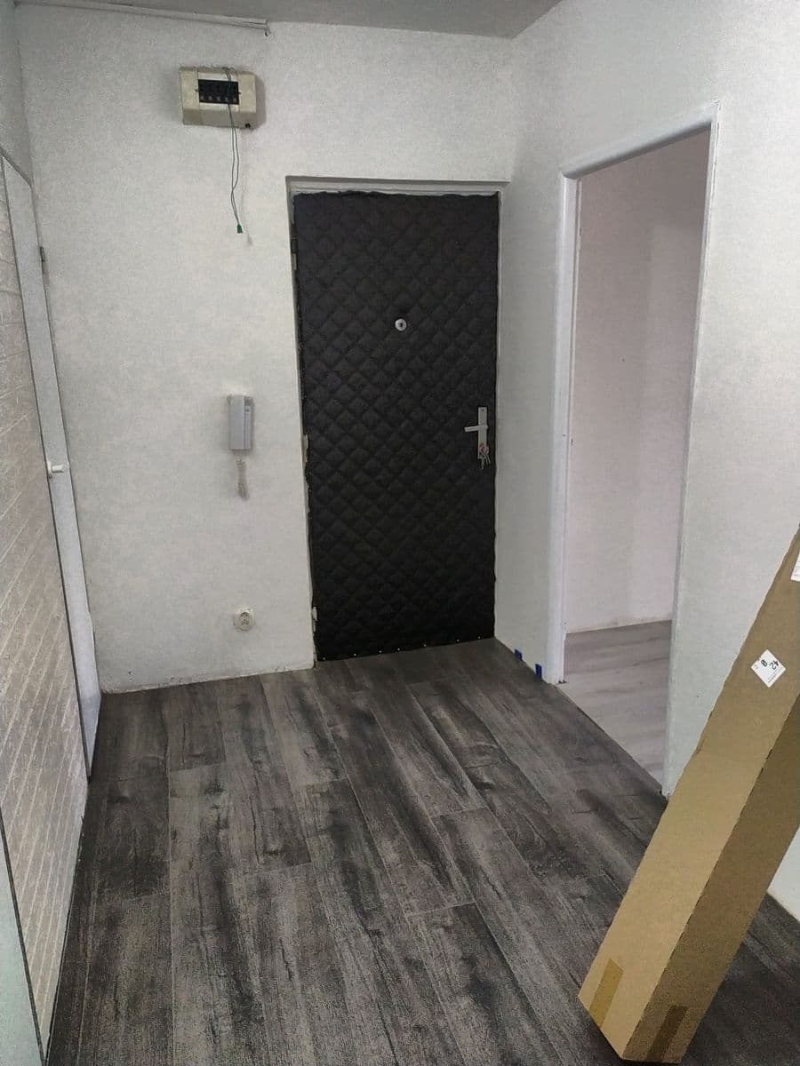 Predaj bytu 3-izbový 67 m², Dr. E. Beneše, Neratovice, Středočeský kraj Predaj bytu 3-izbový 67 m², Dr. E. Beneše, Neratovice, Středočeský kraj