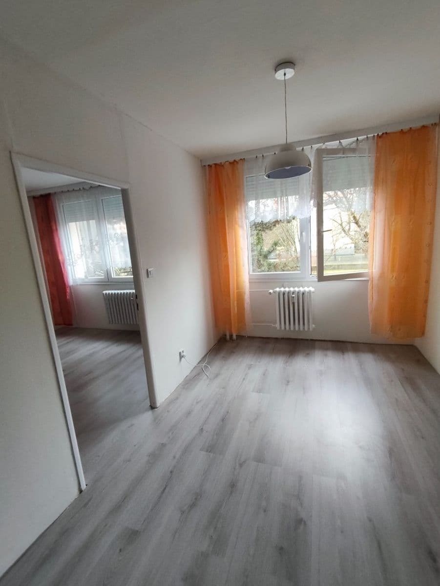 Predaj bytu 3-izbový 67 m², Dr. E. Beneše, Neratovice, Středočeský kraj Predaj bytu 3-izbový 67 m², Dr. E. Beneše, Neratovice, Středočeský kraj