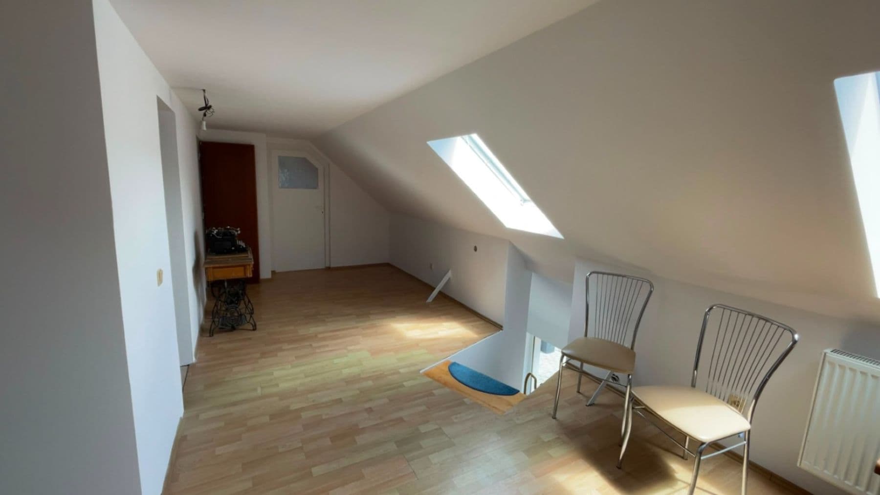 Predaj domu 172 m², pozemok 1.100 m², Úmyslovice, Středočeský kraj Predaj domu 172 m², pozemok 1.100 m², Úmyslovice, Středočeský kraj