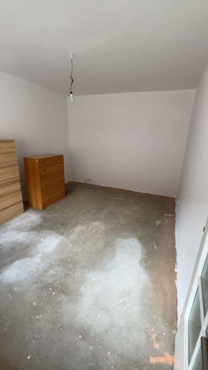 Predaj domu 172 m², pozemok 1.100 m², Úmyslovice, Středočeský kraj Predaj domu 172 m², pozemok 1.100 m², Úmyslovice, Středočeský kraj