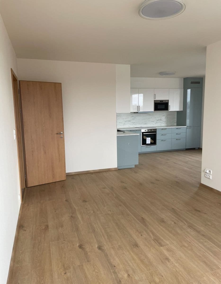 Prenájom bytu 4-izbový 113 m², Ondrákové, Praha, Praha Prenájom bytu 4-izbový 113 m², Ondrákové, Praha, Praha
