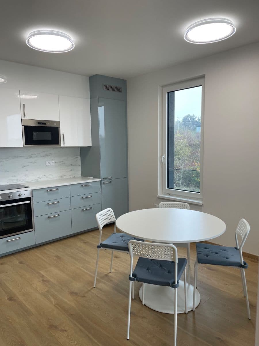 Prenájom bytu 4-izbový 113 m², Ondrákové, Praha, Praha Prenájom bytu 4-izbový 113 m², Ondrákové, Praha, Praha