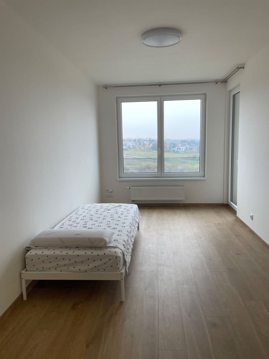 Prenájom bytu 4-izbový 113 m², Ondrákové, Praha, Praha Prenájom bytu 4-izbový 113 m², Ondrákové, Praha, Praha