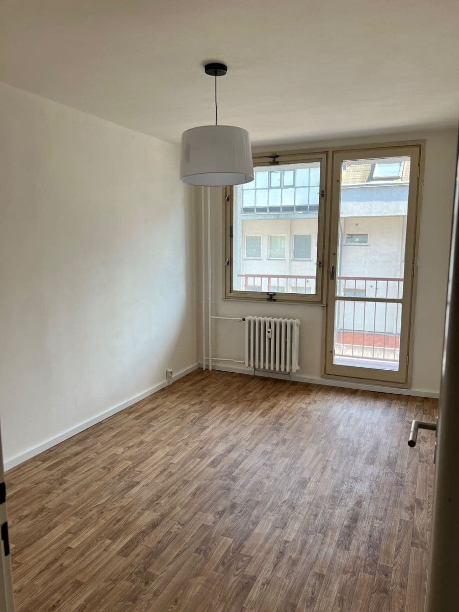 Prenájom bytu 3-izbový 61 m², Lužná, Praha, Praha Prenájom bytu 3-izbový 61 m², Lužná, Praha, Praha