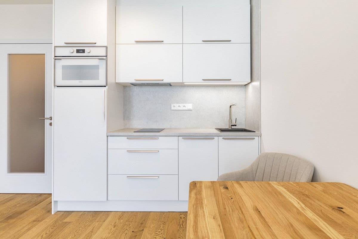 Prenájom bytu 1-izbový 32 m², U Průhonu, Praha, Praha Prenájom bytu 1-izbový 32 m², U Průhonu, Praha, Praha