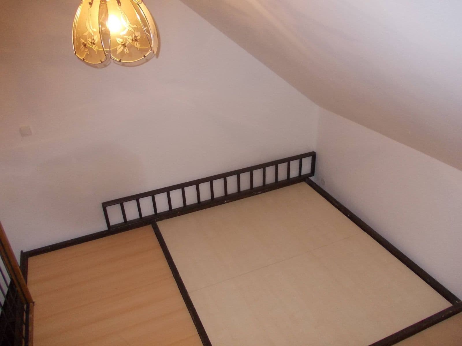 Prenájom domu 45 m², pozemok 100 m², Pikovická, Davle, Středočeský kraj Prenájom domu 45 m², pozemok 100 m², Pikovická, Davle, Středočeský kraj