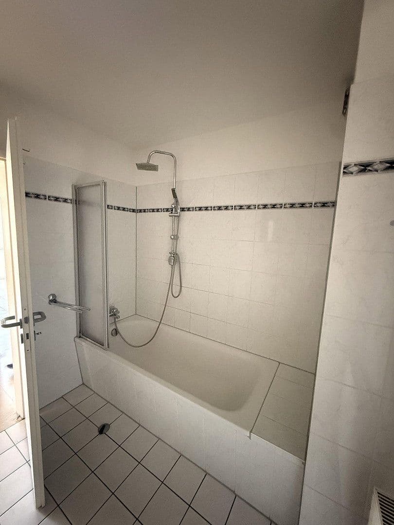Prenájom bytu 2-izbový 56 m², Schwaan, Meklenbursko-Predpomoransko Prenájom bytu 2-izbový 56 m², Schwaan, Meklenbursko-Predpomoransko