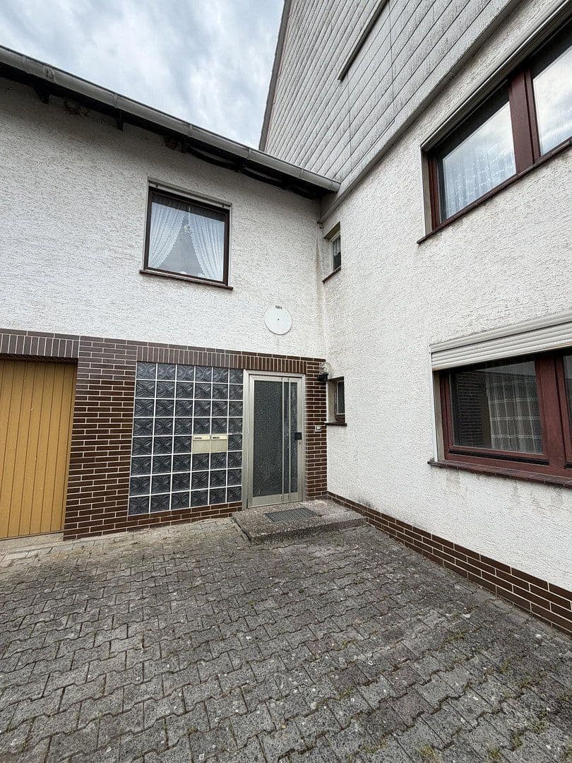 Predaj domu 155 m², pozemok 1.385 m², Trendelburg, Hesensko Predaj domu 155 m², pozemok 1.385 m², Trendelburg, Hesensko