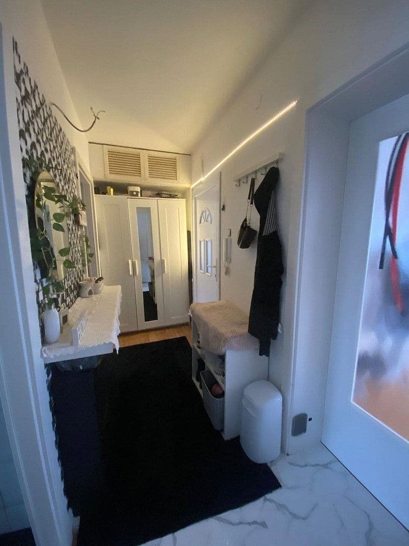 Predaj domu 180 m², pozemok 156 m², Delmenhorst, Dolné Sasko Predaj domu 180 m², pozemok 156 m², Delmenhorst, Dolné Sasko