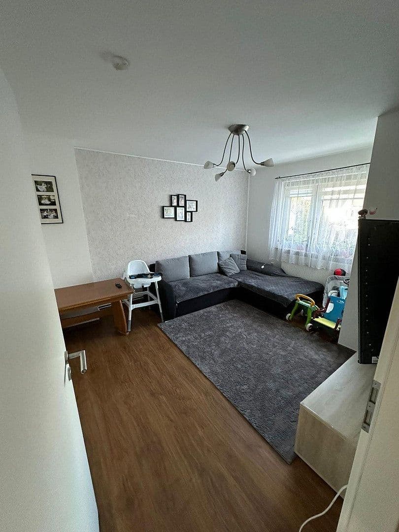Predaj domu 180 m², pozemok 156 m², Delmenhorst, Dolné Sasko Predaj domu 180 m², pozemok 156 m², Delmenhorst, Dolné Sasko