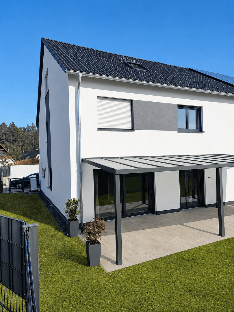 Predaj domu 180 m², pozemok 440 m², Röthenbach an der Pegnitz, Bavorsko Predaj domu 180 m², pozemok 440 m², Röthenbach an der Pegnitz, Bavorsko