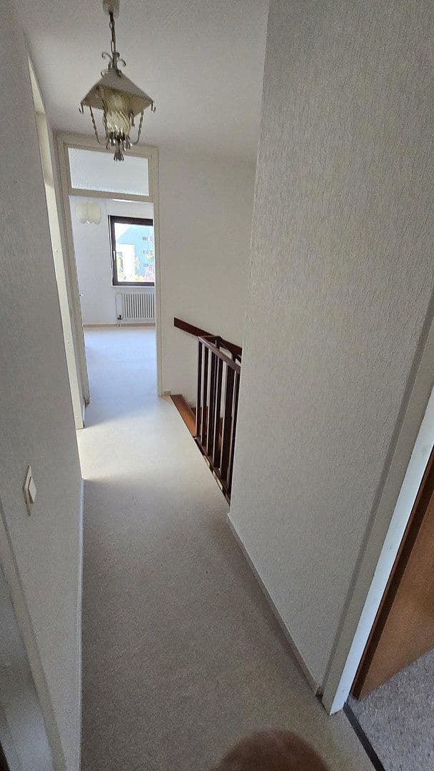 Predaj domu 96 m², pozemok 159 m², Carl-Schurz-Straße 111, Pforzheim, Bádensko-Wurttembersko Predaj domu 96 m², pozemok 159 m², Carl-Schurz-Straße 111, Pforzheim, Bádensko-Wurttembersko