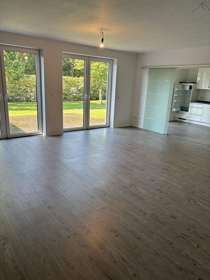 Predaj domu 140 m², pozemok 600 m², Langwedel, Dolné Sasko Predaj domu 140 m², pozemok 600 m², Langwedel, Dolné Sasko